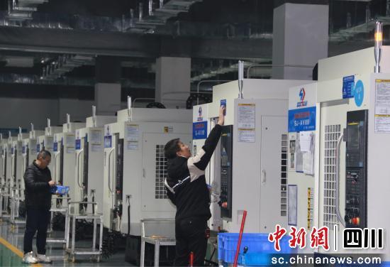 南充顺庆瞄准 高精尖 招商引资 壮大产业集群